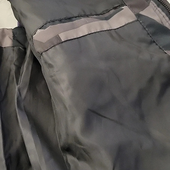 American Stitch Vest - Picture 5 of 6